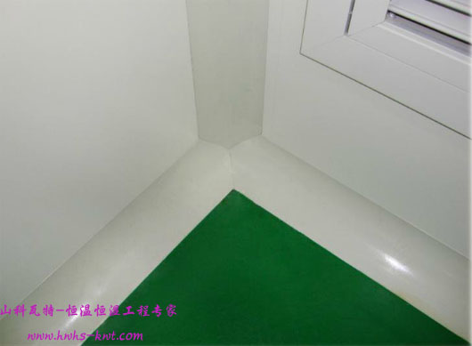 恒溫恒濕實驗室密閉墻角