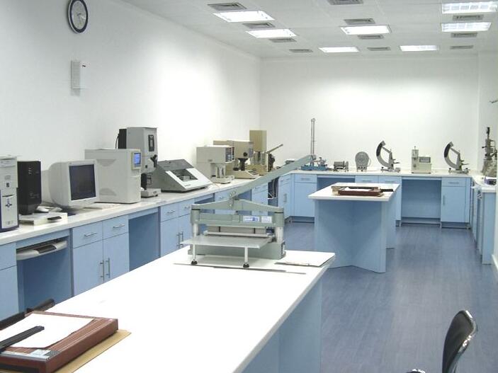 恒溫恒濕實(shí)驗(yàn)室裝修的特點(diǎn)